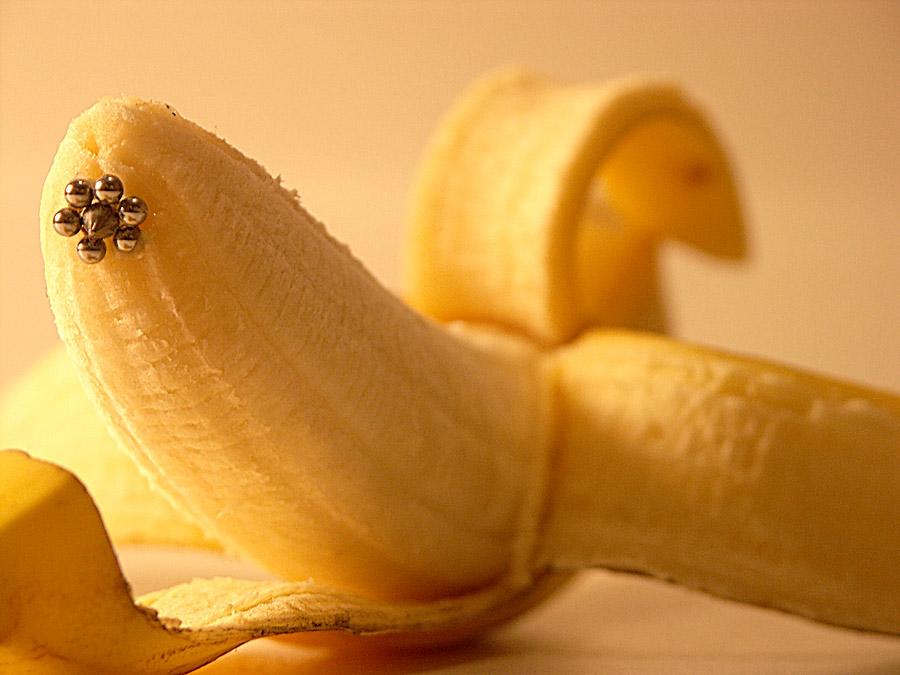 Gepiercte Banane